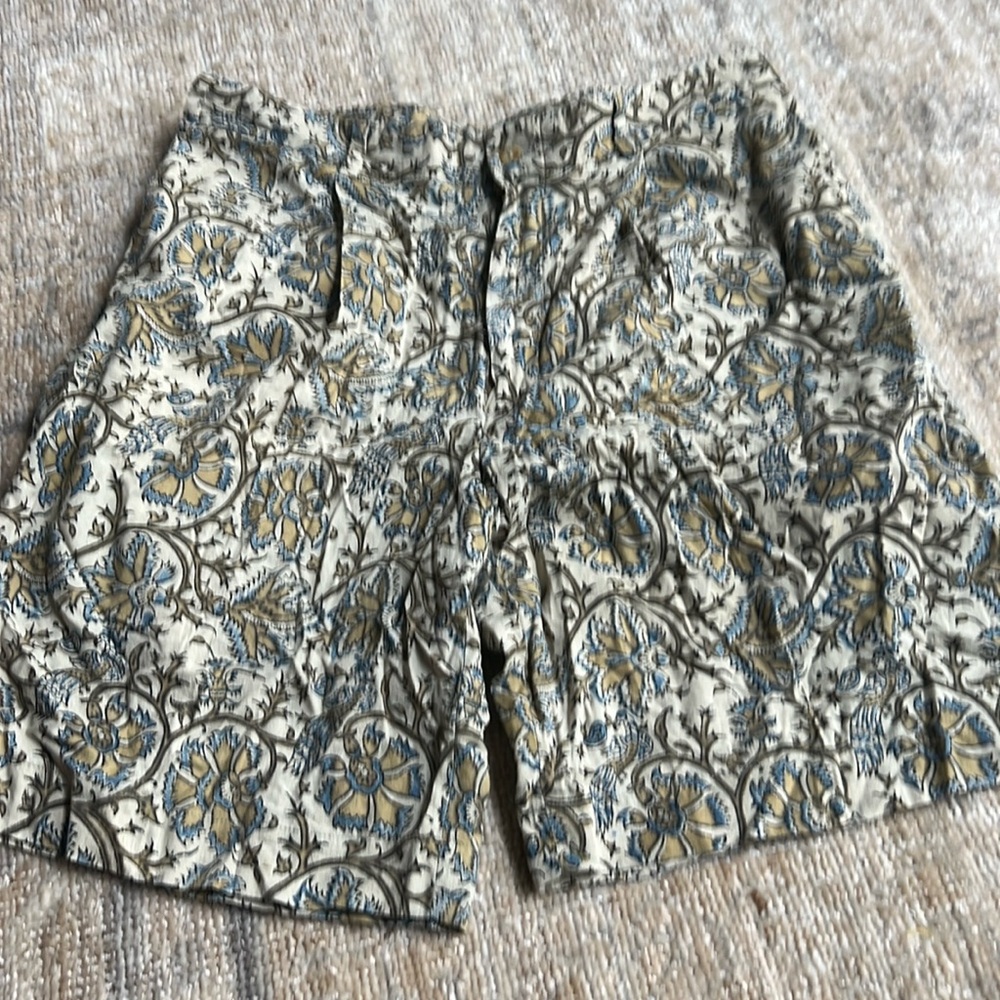 NWT Bill's Khakis Printed Shorts